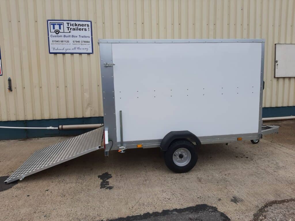 GP Single Axle Box Trailer